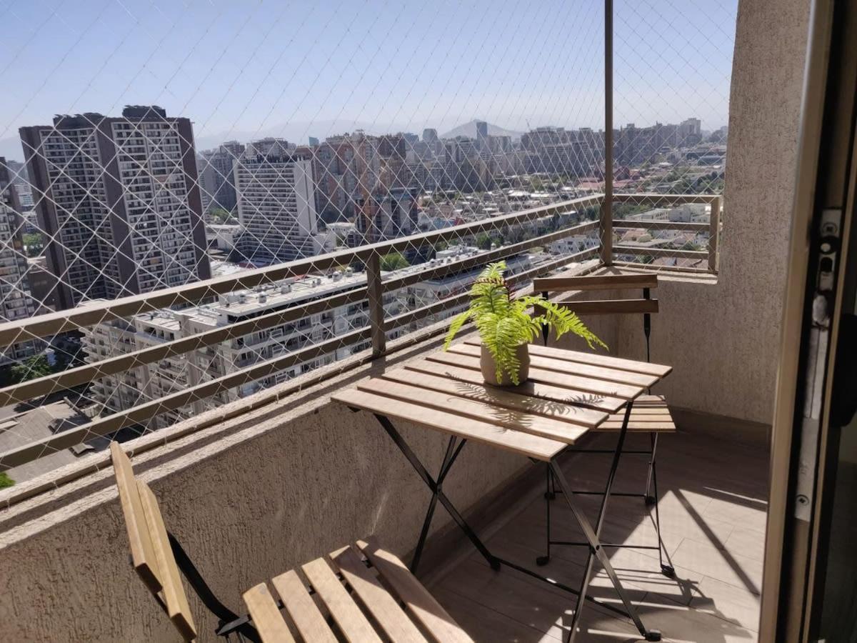 Empapate Del Ambiente Bohemio De Barrio Italia * Santiago